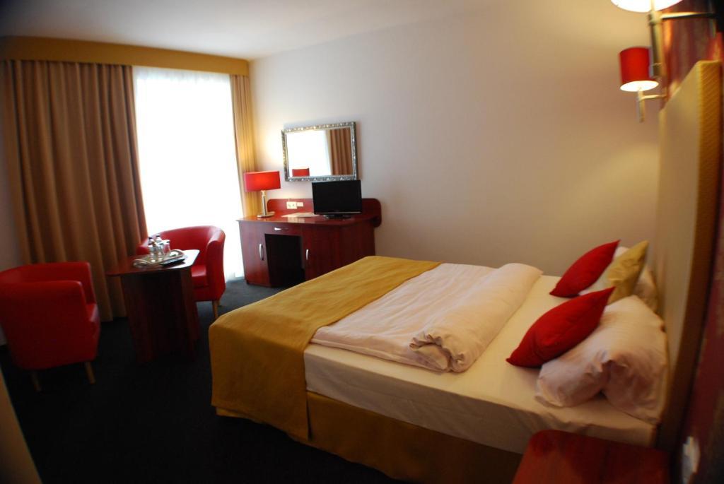 Amigo Hotel Sulejówek Quarto foto